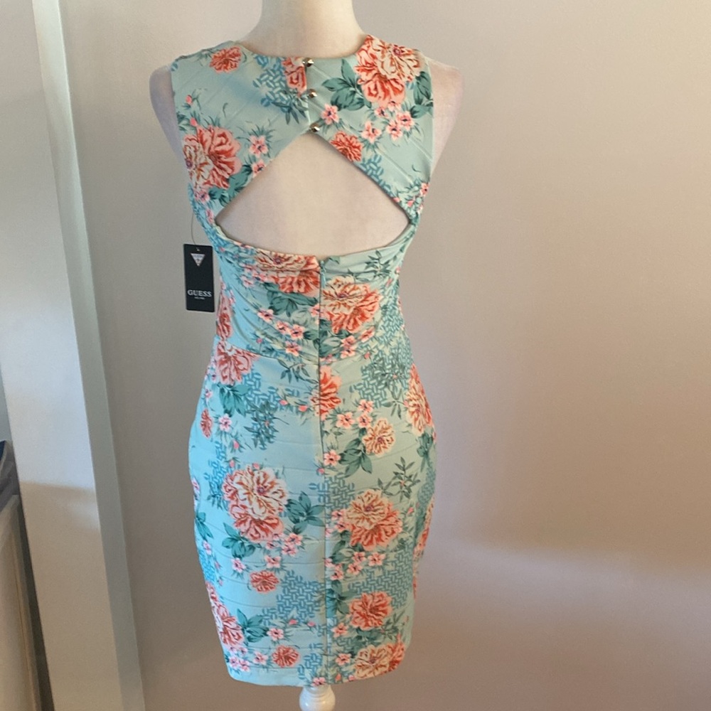 Guess NWT size 6 bodycon mint floral dress - Picture 9 of 12